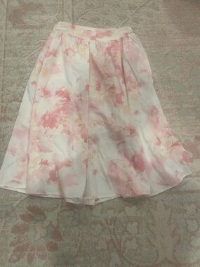 SHEIN Pink and White Floral Girls' Skirt